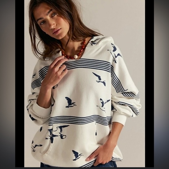 Free People We The Free It's A Vibe Printed Hoodie XL Sea Call Combo NWT - Picture 2 of 5